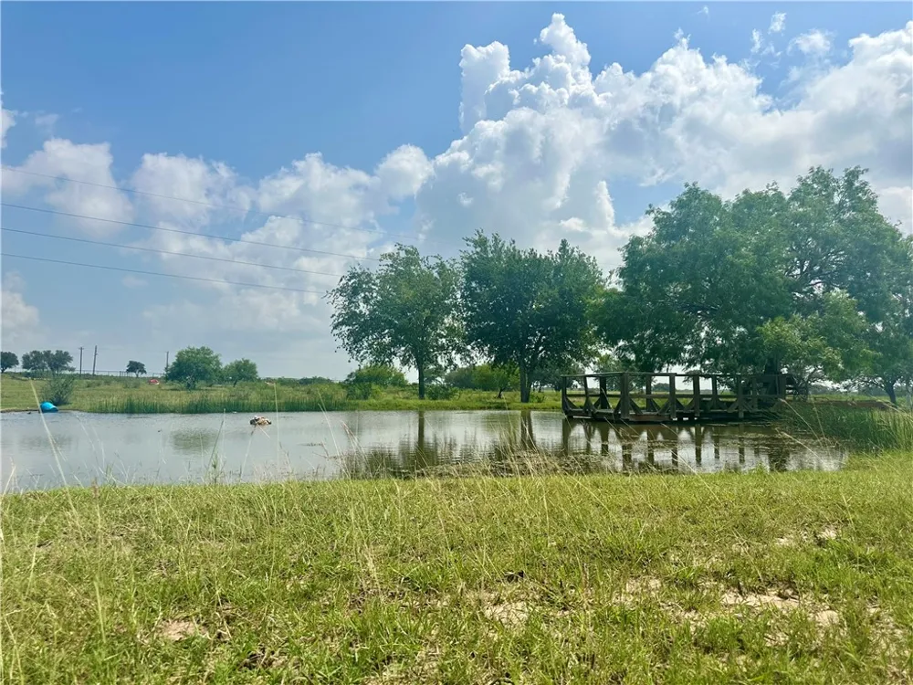 4345 Fm 799 Beeville, TX 78102