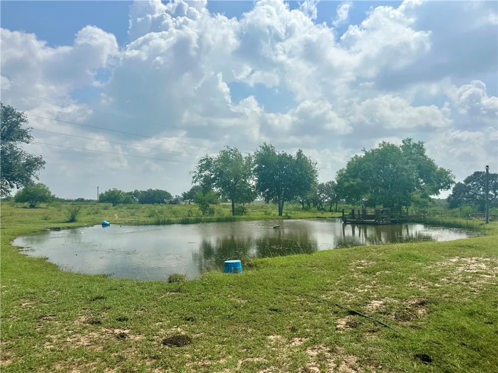 4345 Fm 799 Beeville, TX 78102