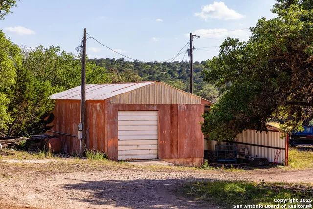 14910 Bullhead Rd Rocksprings, TX 78880