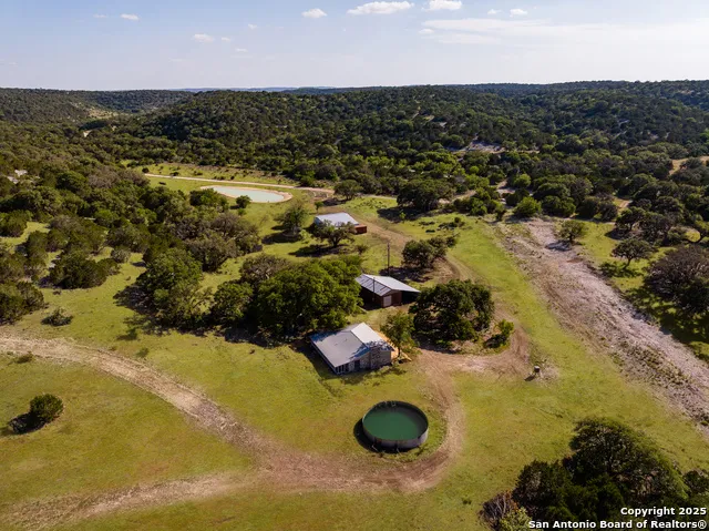 14910 Bullhead Rd Rocksprings, TX 78880