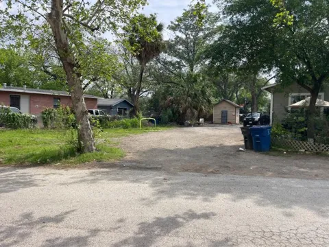 116 Fairbanks Avenue