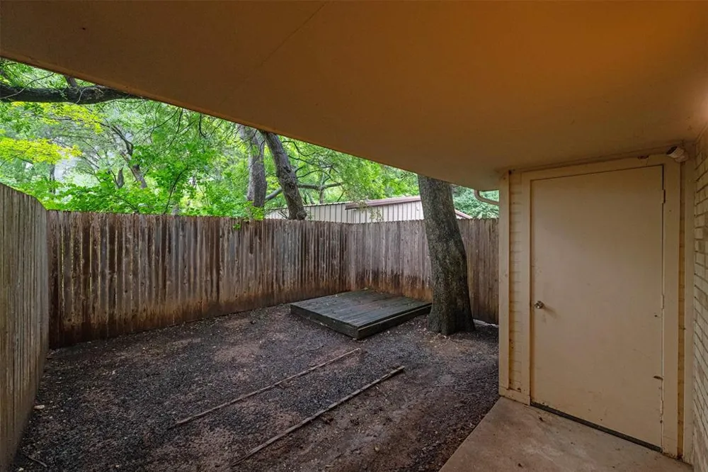 123 Austin Stone Drive Duncanville, TX 75137