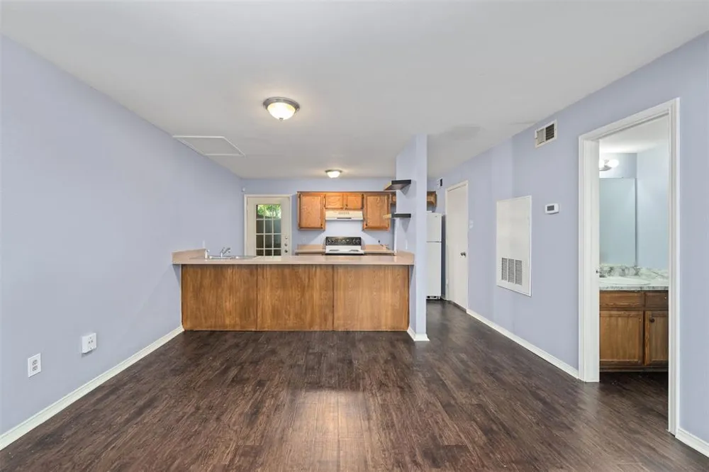 123 Austin Stone Drive Duncanville, TX 75137