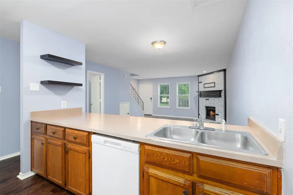 123 Austin Stone Drive Duncanville, TX 75137