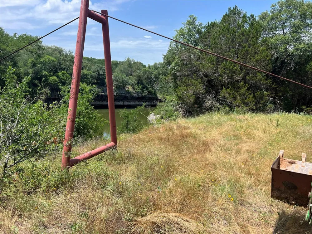 122 private road 1800A Clifton, TX 76634