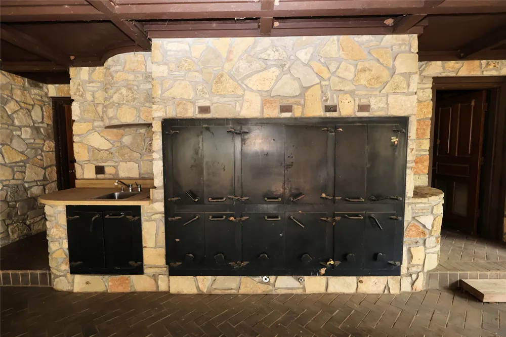 1602 Cedar Avenue Megargel, TX 76370