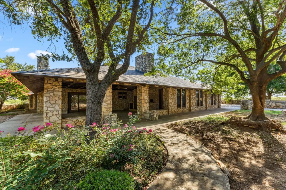 1602 Cedar Avenue Megargel, TX 76370