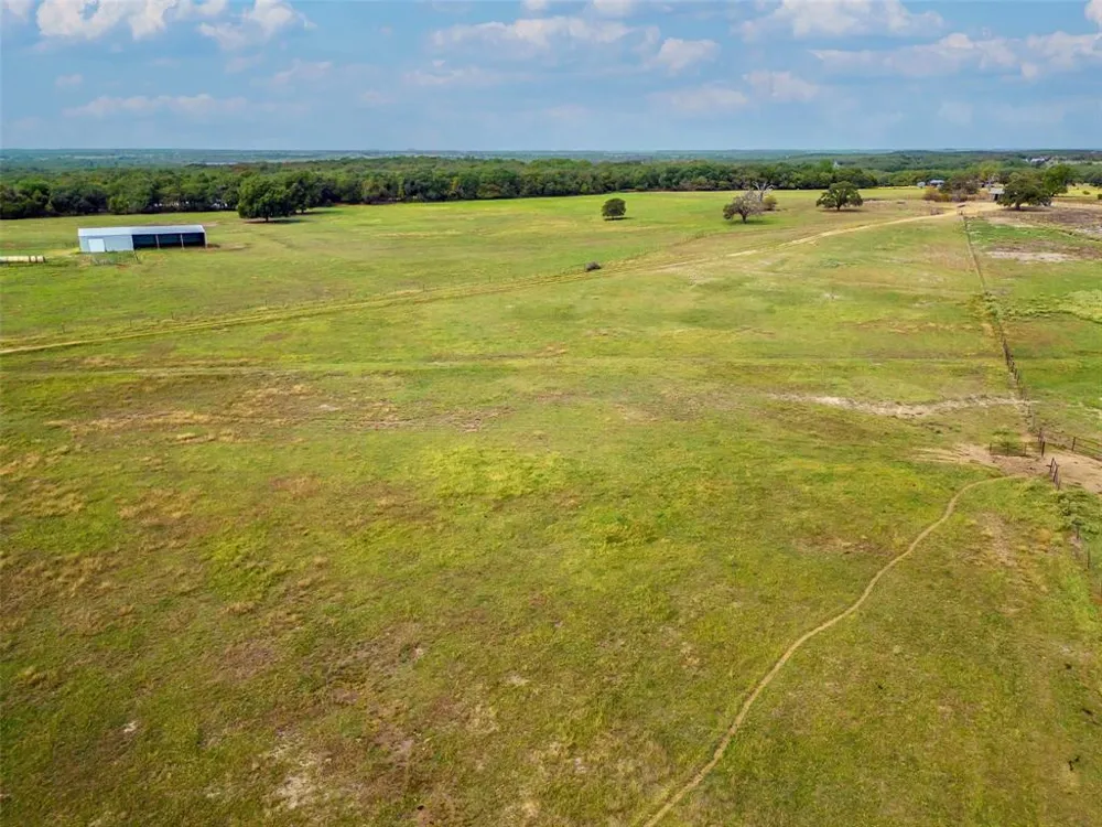 130 Tower Road Valley View, TX 76272