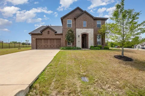 3933 Clear Water Lane