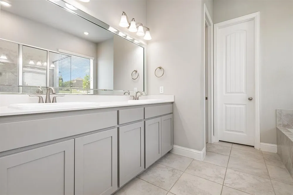 3933 Clear Water Lane Nevada, TX 75173