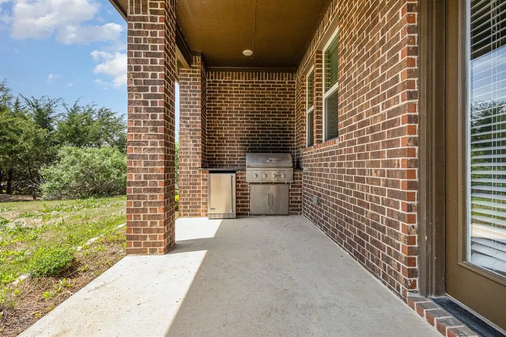 3933 Clear Water Lane Nevada, TX 75173