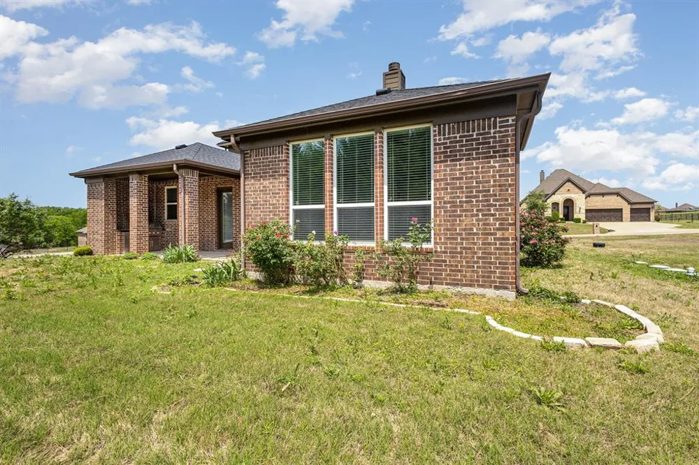 3933 Clear Water Lane Nevada, TX 75173