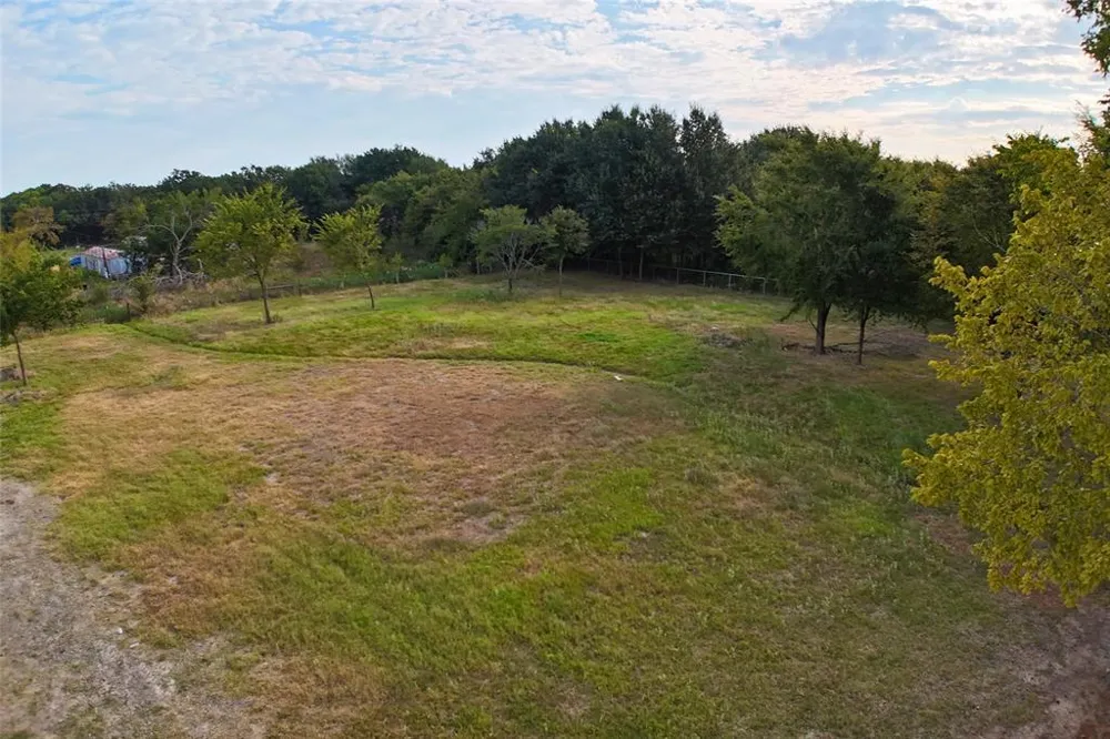11161 Lakeside Drive Kemp, TX 75143