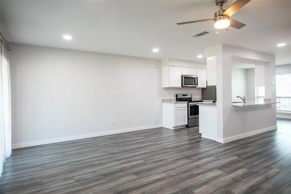 849 S Gun Barrel Lane #F5 Gun Barrel City, TX 75156