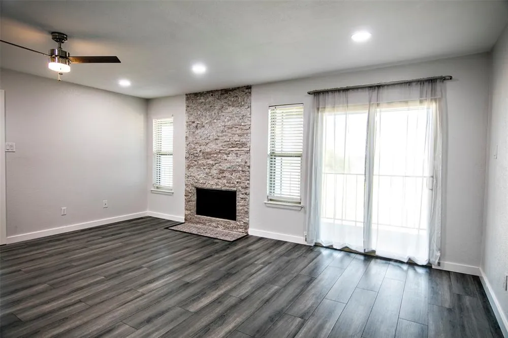 849 S Gun Barrel Lane #F5 Gun Barrel City, TX 75156