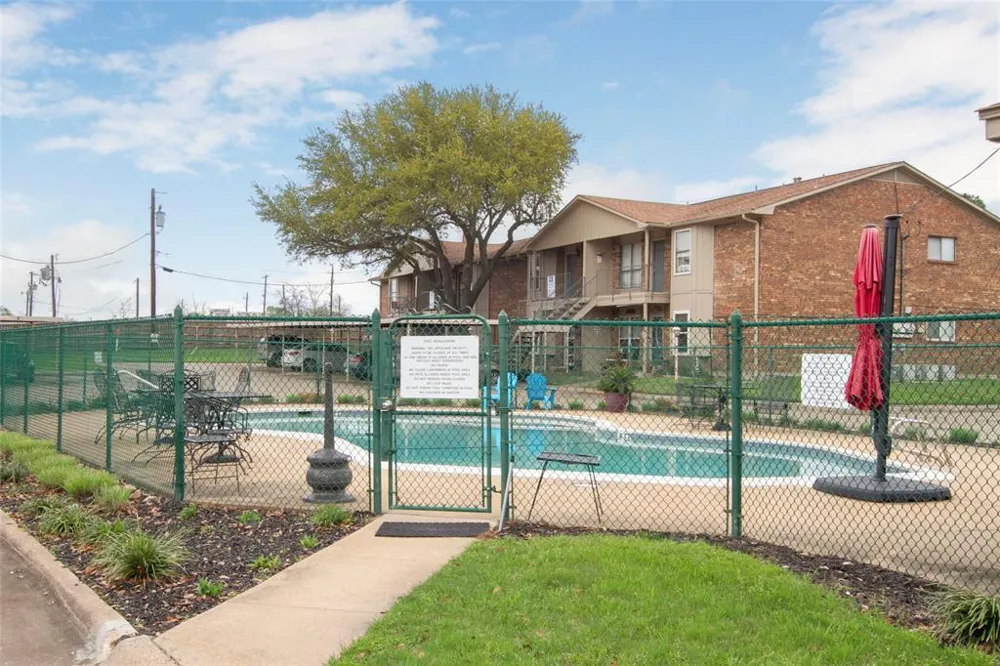 849 S Gun Barrel Lane #F5 Gun Barrel City, TX 75156