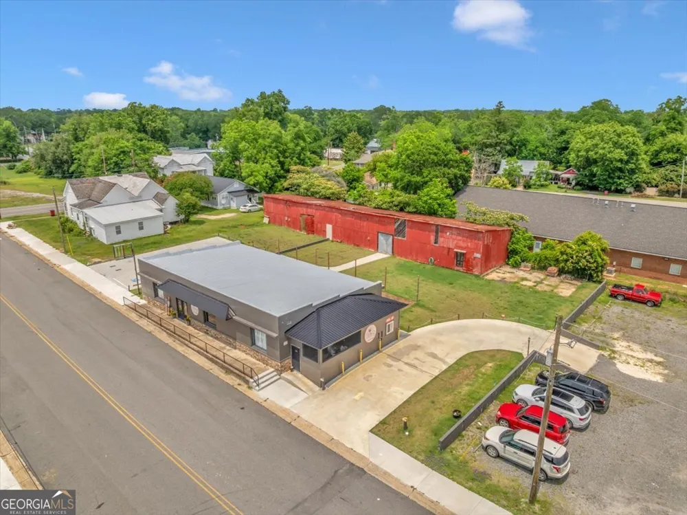 215 219 King ST Eastman, GA 31023