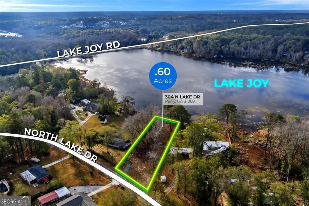 304 N Lake DR Perry, GA 31069