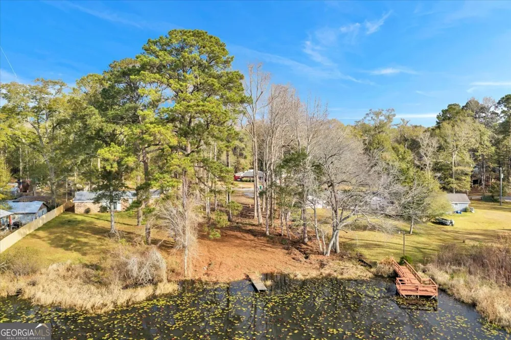 304 N Lake DR Perry, GA 31069