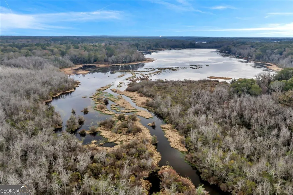 304 N Lake DR Perry, GA 31069