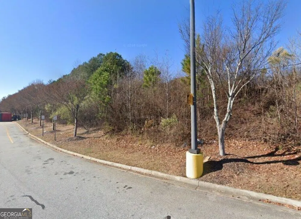 2716 Hamilton Mill RD Buford, GA 30519