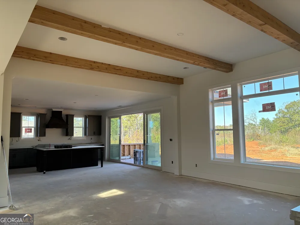155 Hawthorne LN Forsyth, GA 31029