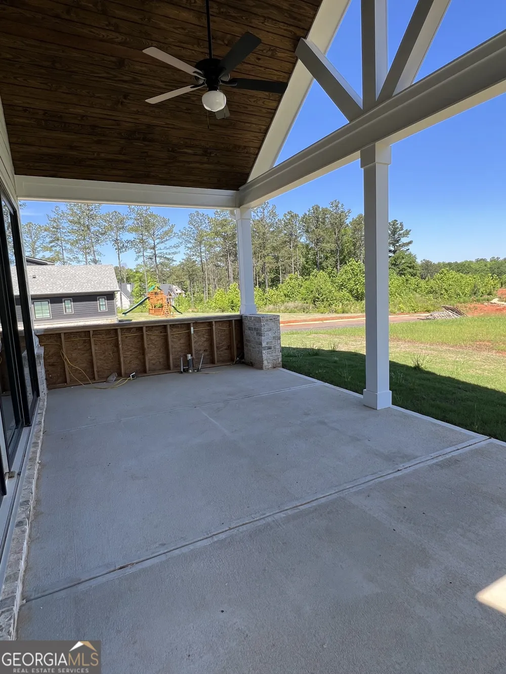 155 Hawthorne LN Forsyth, GA 31029