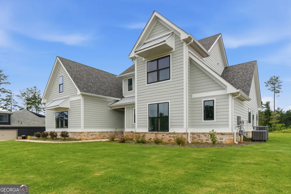 155 Hawthorne LN Forsyth, GA 31029