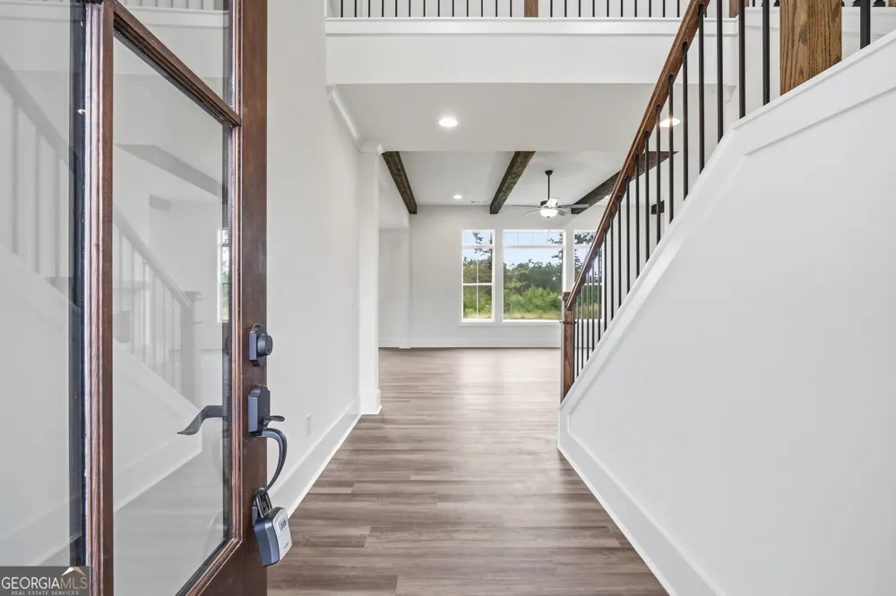 155 Hawthorne LN Forsyth, GA 31029