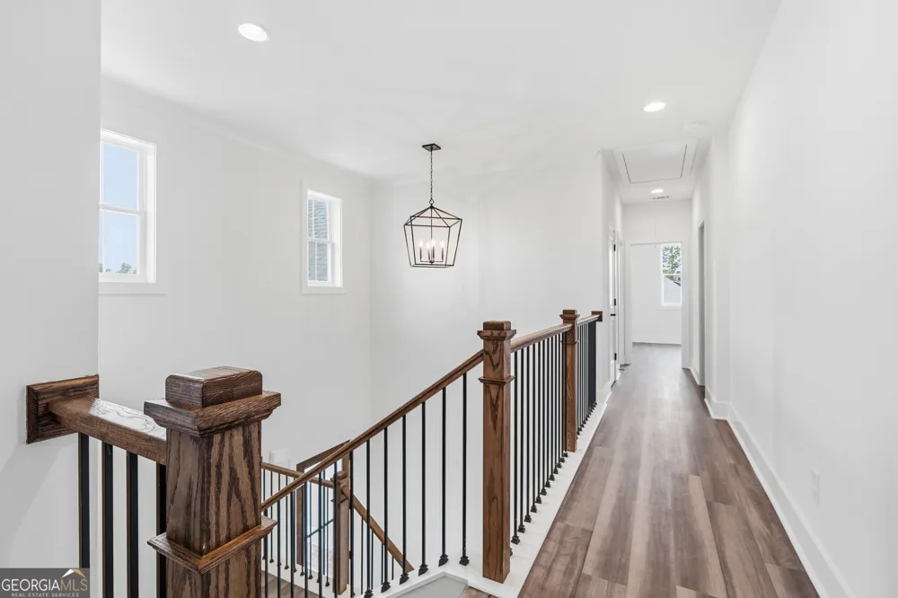 155 Hawthorne LN Forsyth, GA 31029