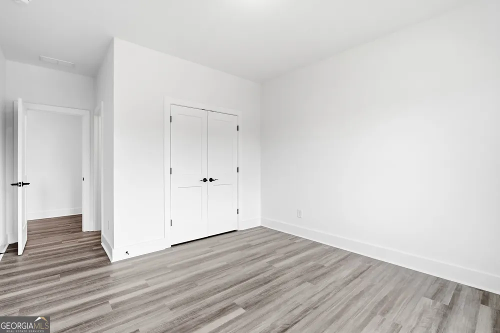 155 Hawthorne LN Forsyth, GA 31029