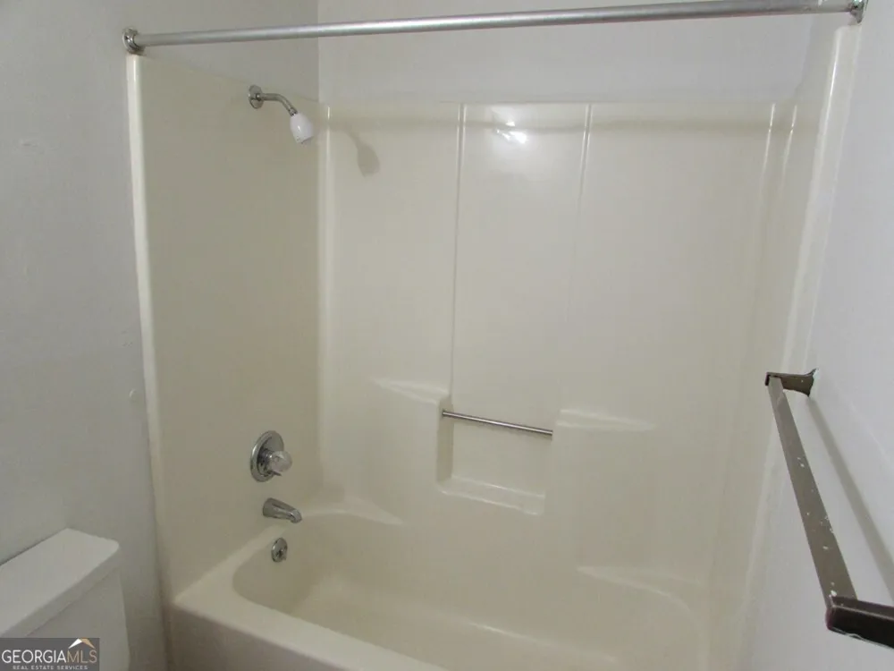 1827 Tarver DR Blakely, GA 39823