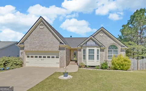 2800 Araglin Drive