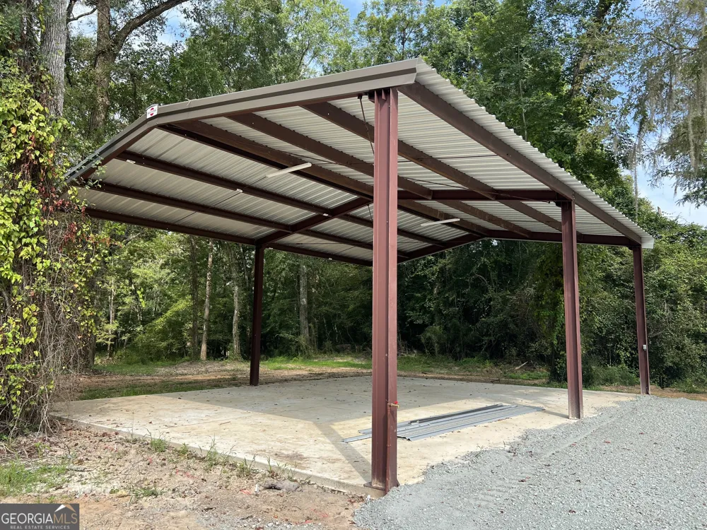 1564 Eagles PT Surrency, GA 31563