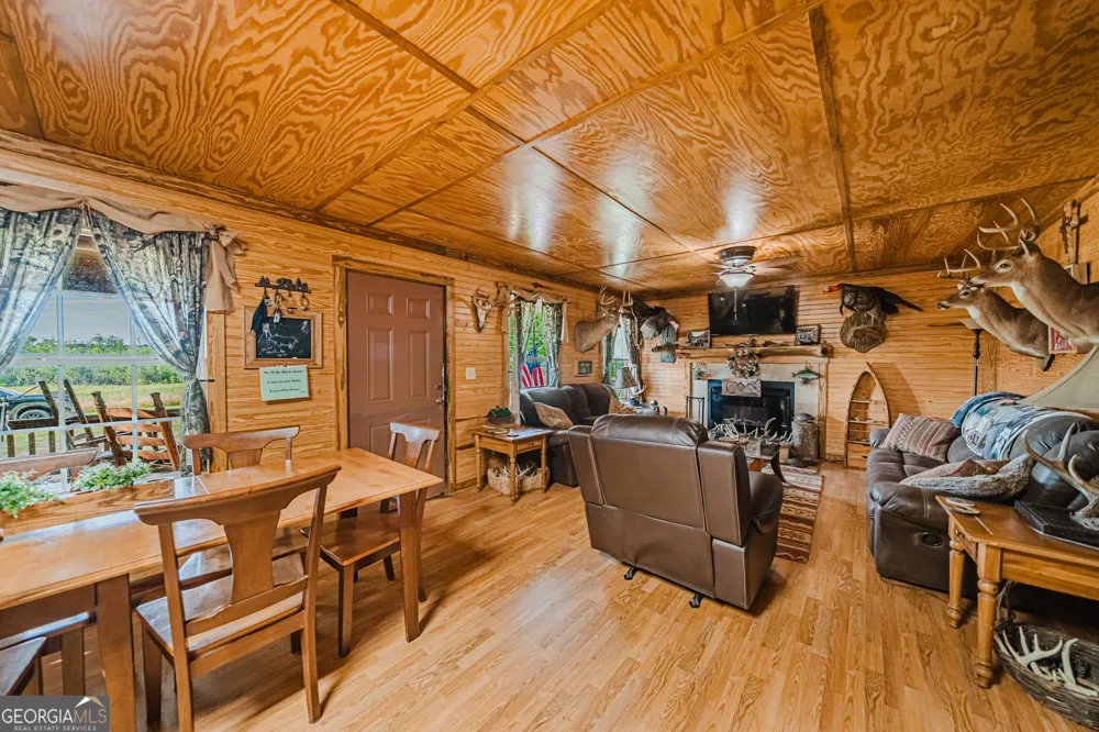 6620 Jr Sims RD Irwinton, GA 31042