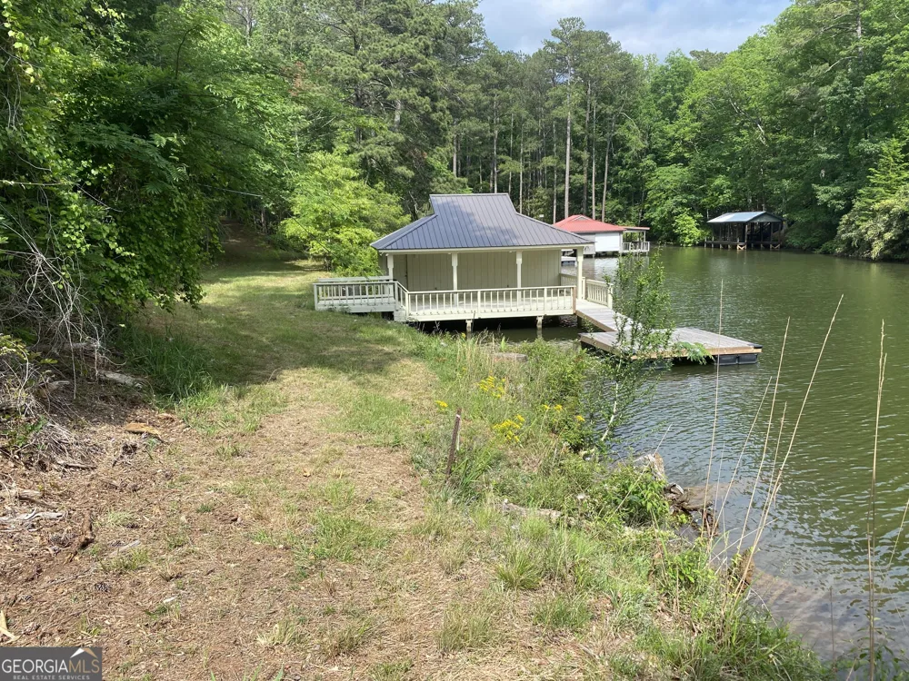 0 Davis RD Hamilton, GA 31811