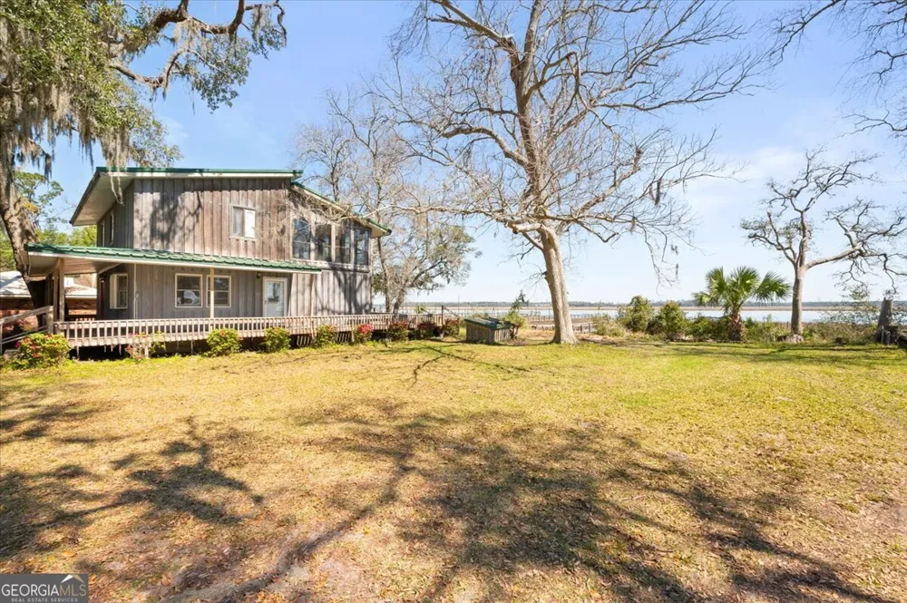 863 HICKORY BLUFF RD Waverly, GA 31565