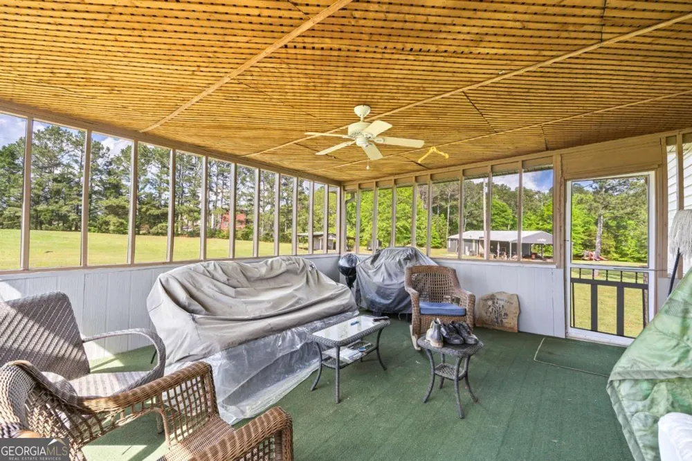 1691 Snows Mill RD Bogart, GA 30622
