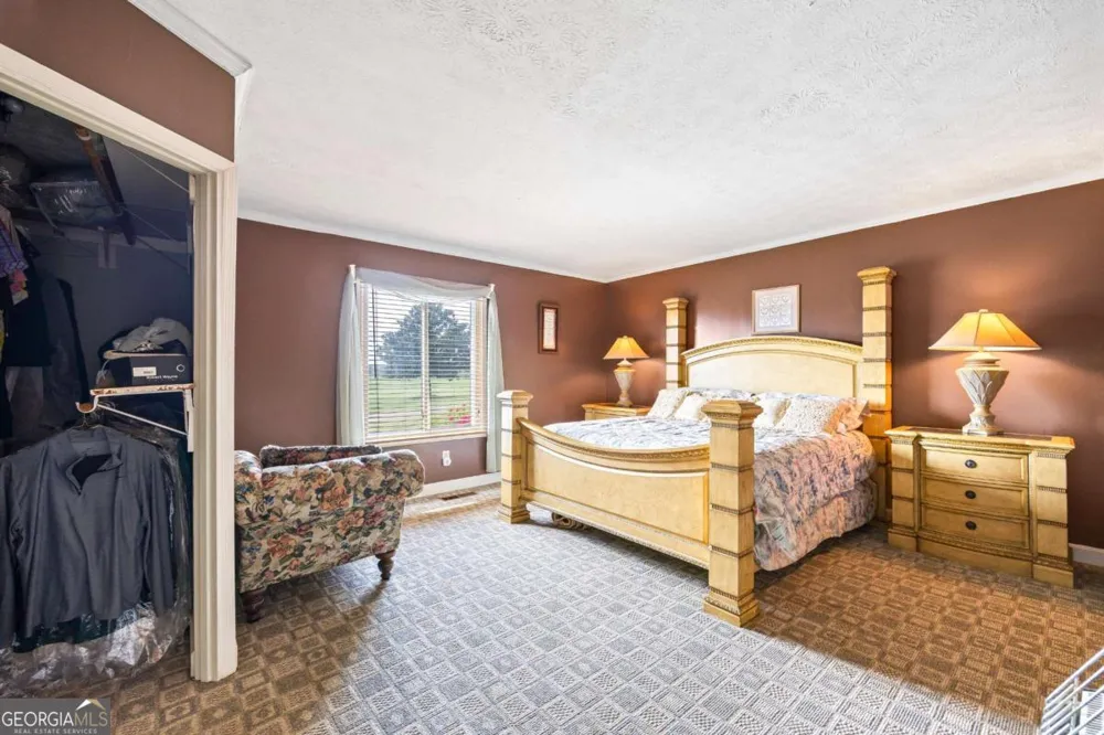 1691 Snows Mill RD Bogart, GA 30622