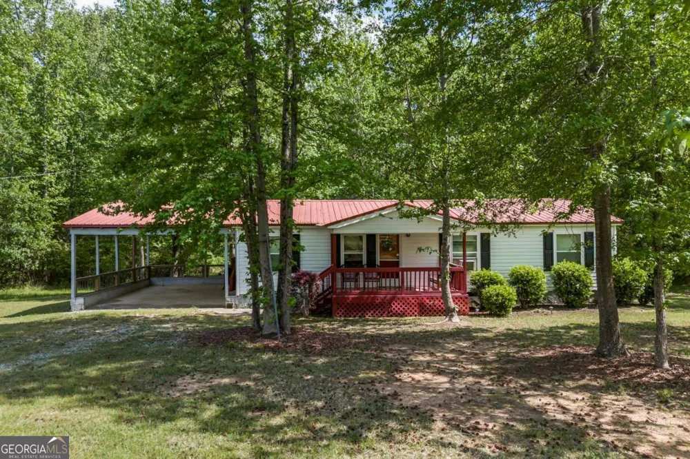 1691 Snows Mill RD Bogart, GA 30622