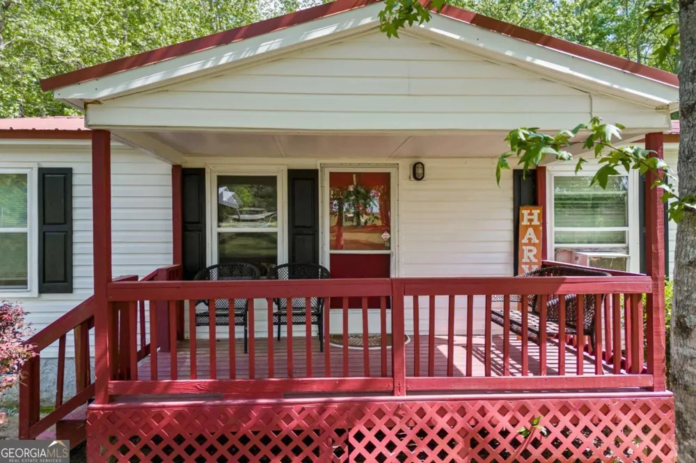 1691 Snows Mill RD Bogart, GA 30622