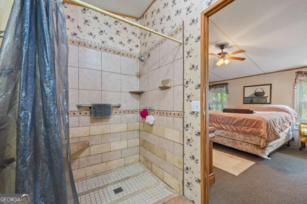 1691 Snows Mill RD Bogart, GA 30622