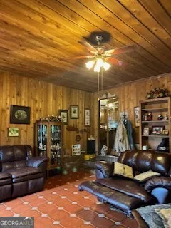 376 Paoli RD Carlton, GA 30627
