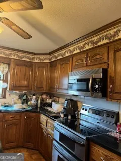 376 Paoli RD Carlton, GA 30627