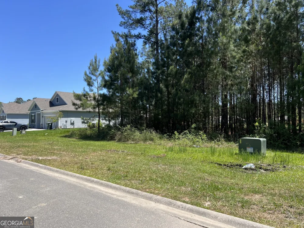 143 Breakwater LOOP Kingsland, GA 31548