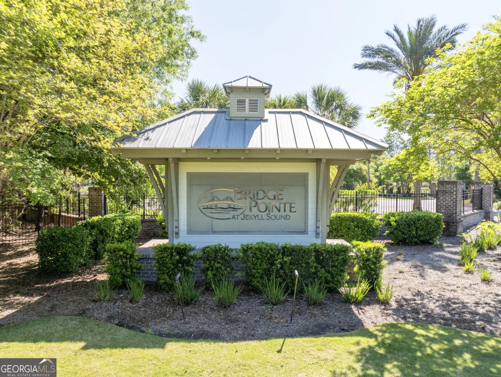 LOT 221 Clam CRK Waverly, GA 31565