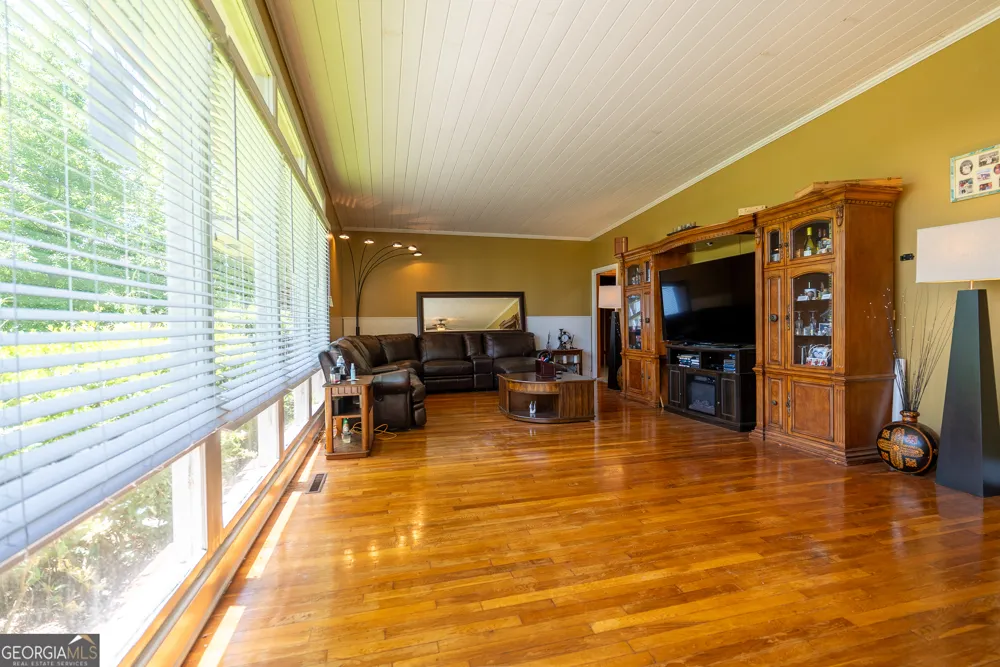 482 Curry ST NE Pelham, GA 31779
