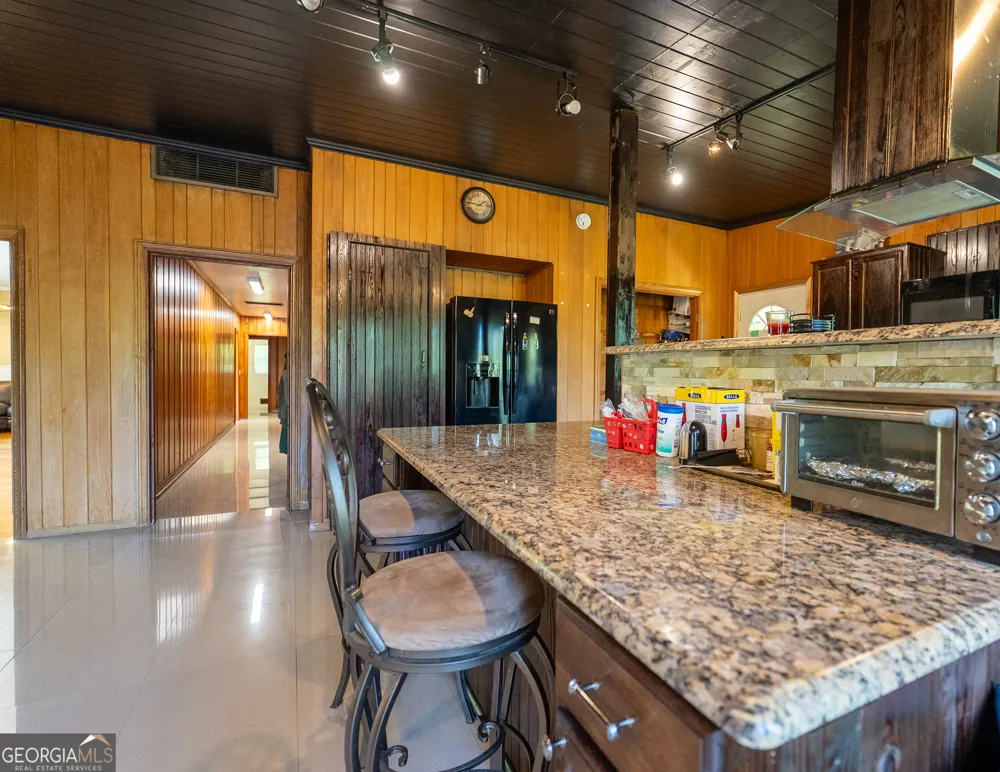 482 Curry ST NE Pelham, GA 31779