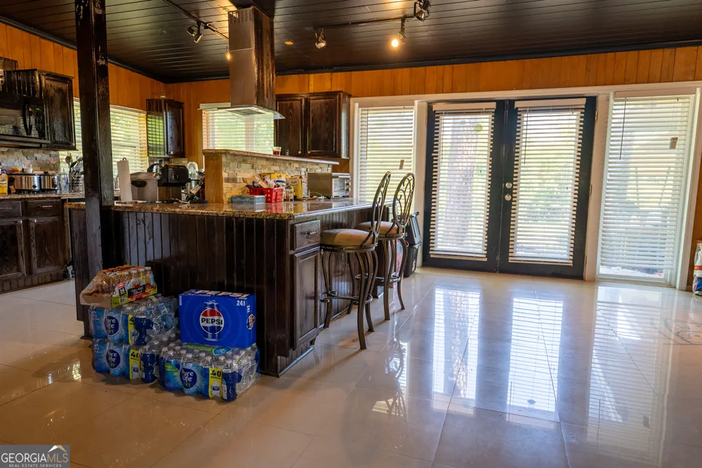 482 Curry ST NE Pelham, GA 31779