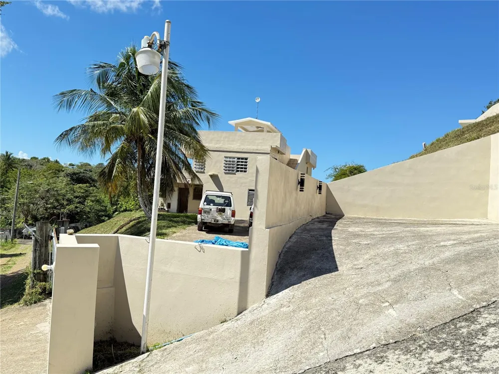 Villa Borinquen BARRIO SANTA MARIA #376 & 377 Vieques, PR 00765